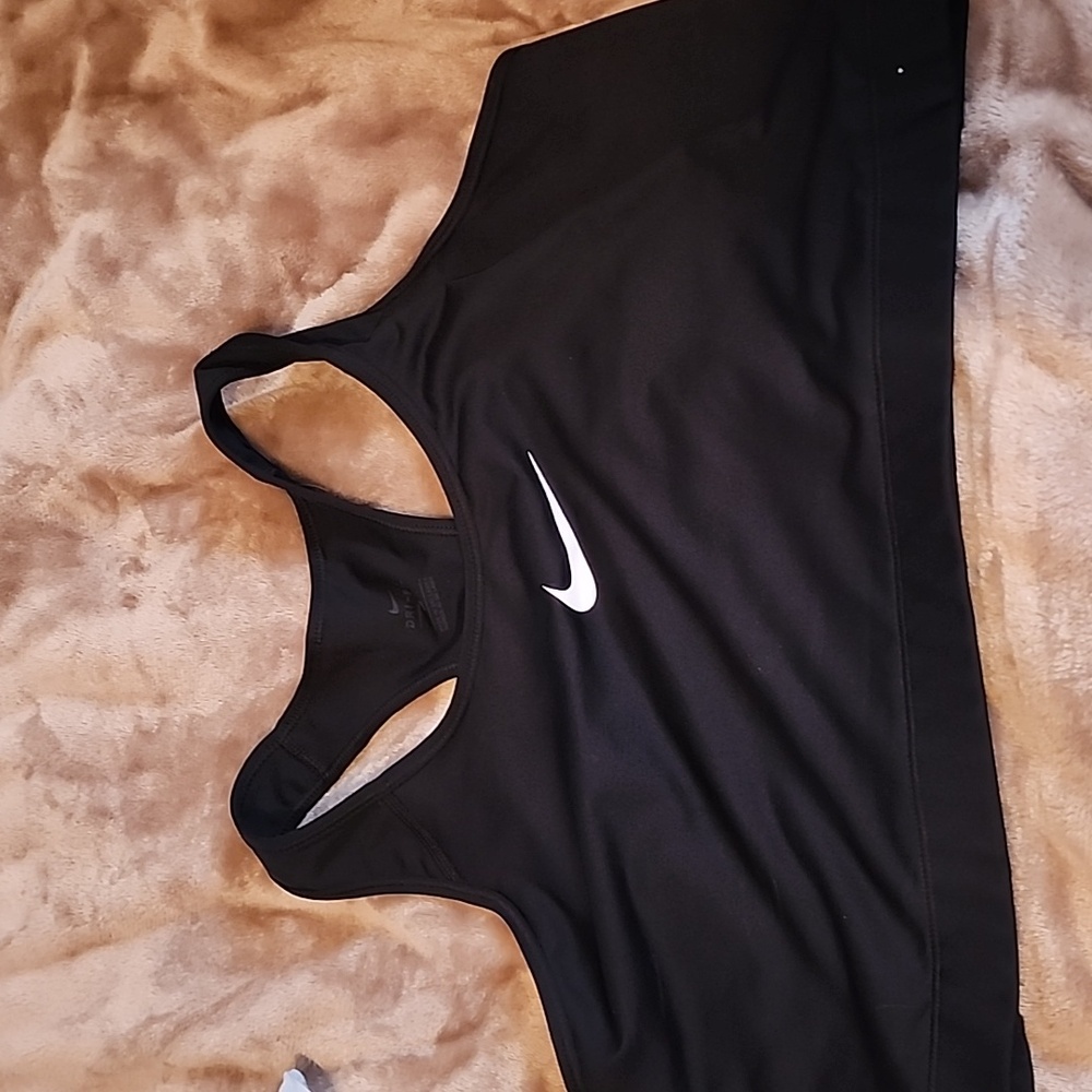 Nike dri fit 3x sports bra